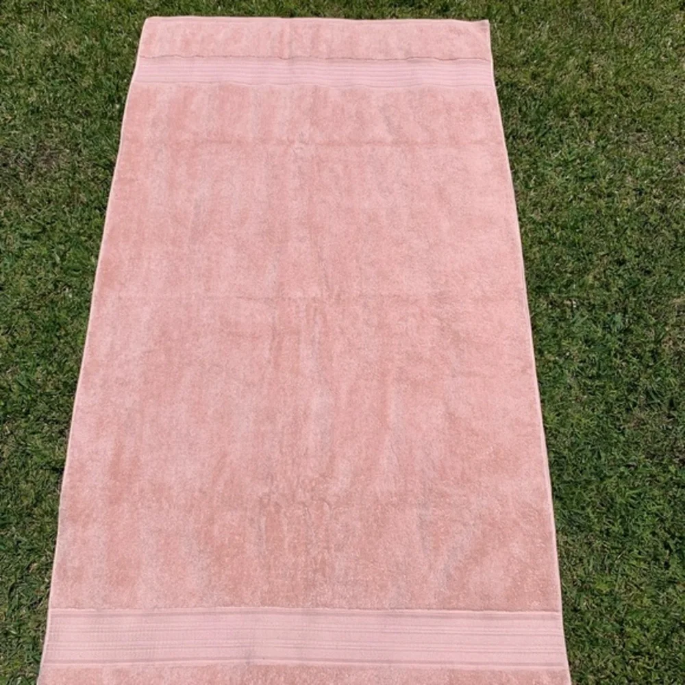Dkny towel